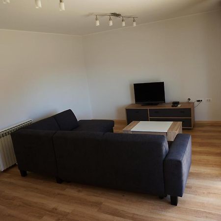 Apartment Vuk Pula Exterior photo